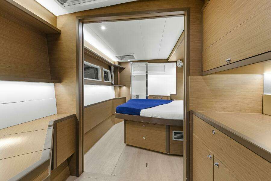 Happy Ours 52ft Lagoon Yacht For Sale