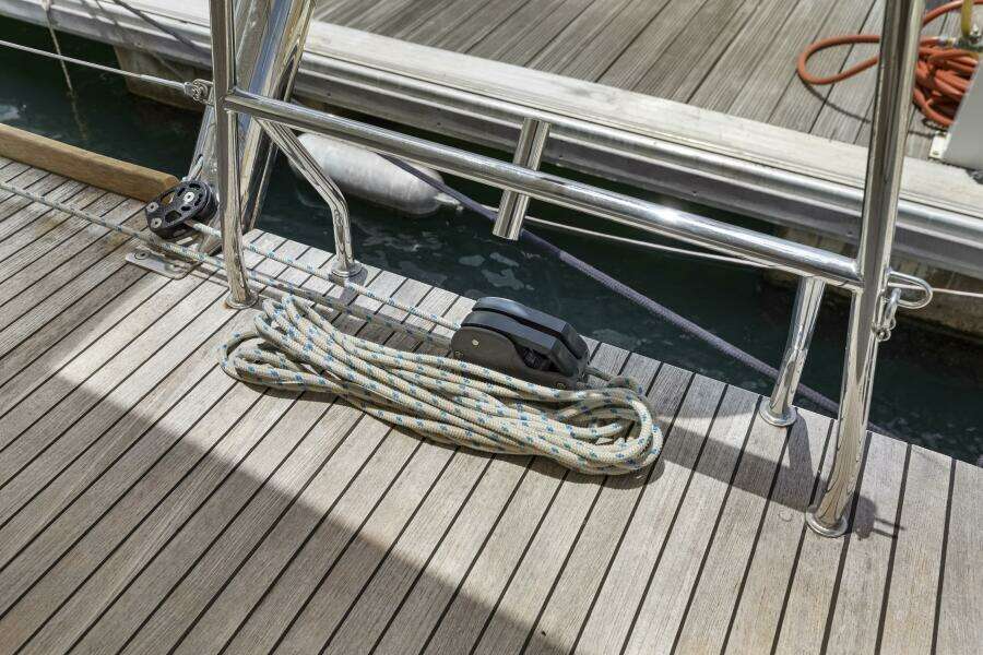 Happy Ours 52ft Lagoon Yacht For Sale