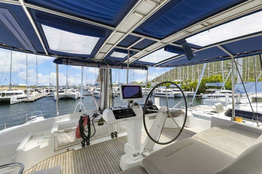 Happy Ours 52ft Lagoon Yacht For Sale