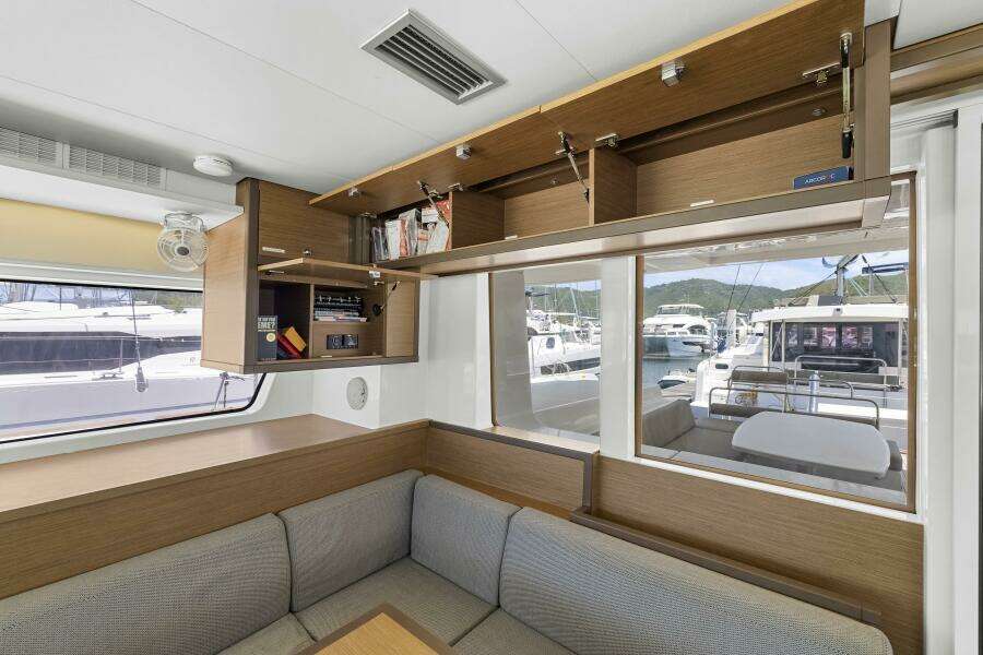 Happy Ours 52ft Lagoon Yacht For Sale