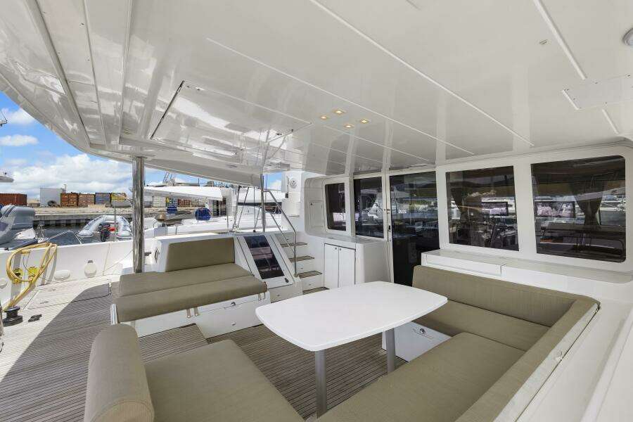 Happy Ours 52ft Lagoon Yacht For Sale