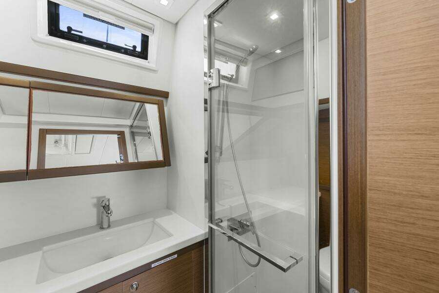 Happy Ours 52ft Lagoon Yacht For Sale