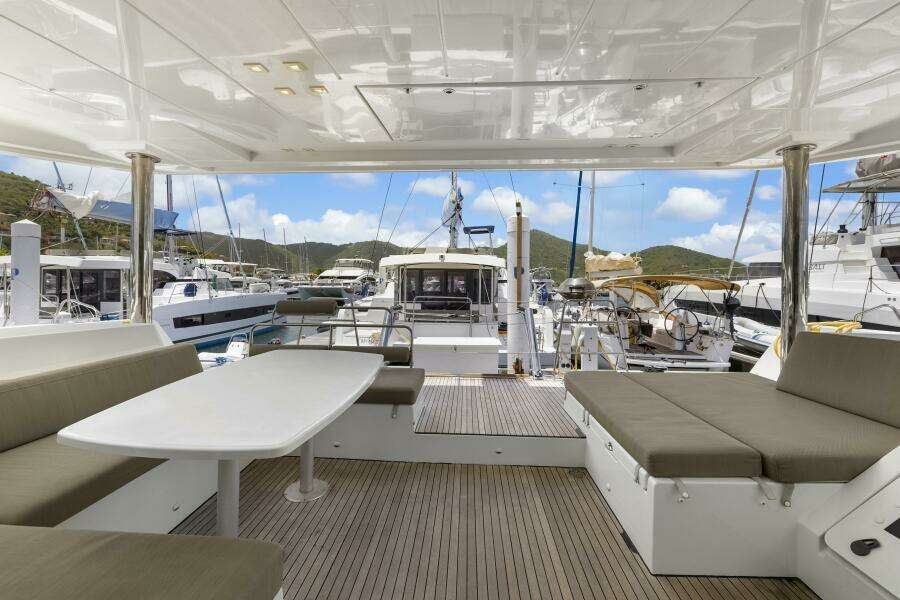 Happy Ours 52ft Lagoon Yacht For Sale