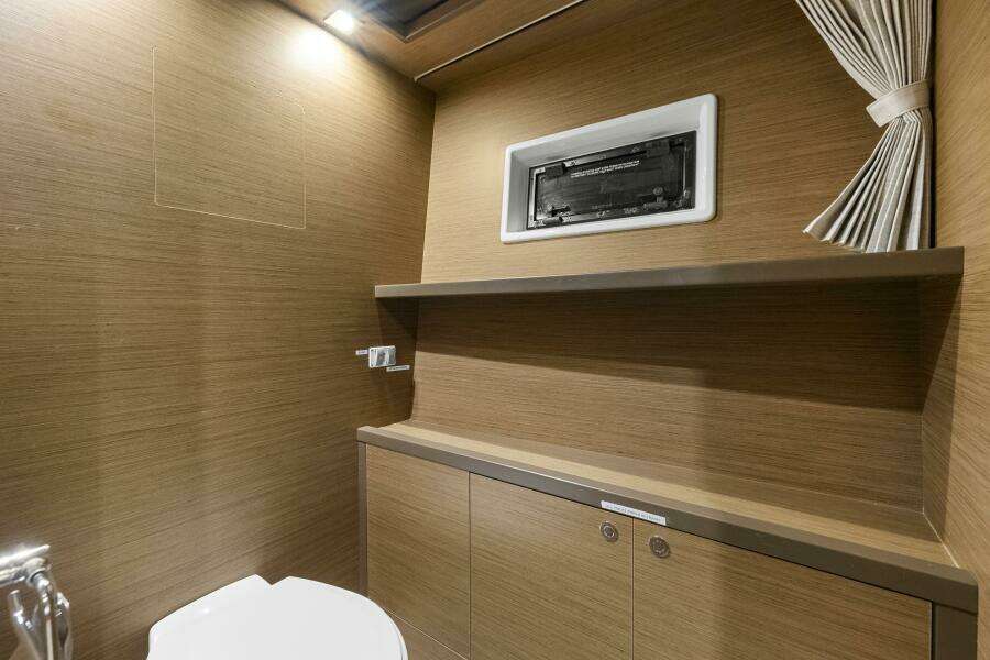 Happy Ours 52ft Lagoon Yacht For Sale