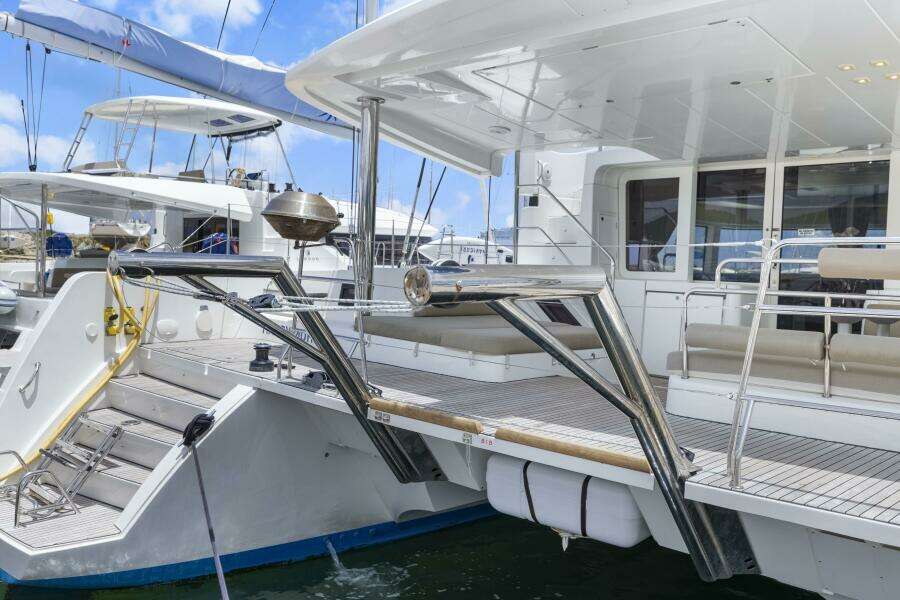 Happy Ours 52ft Lagoon Yacht For Sale
