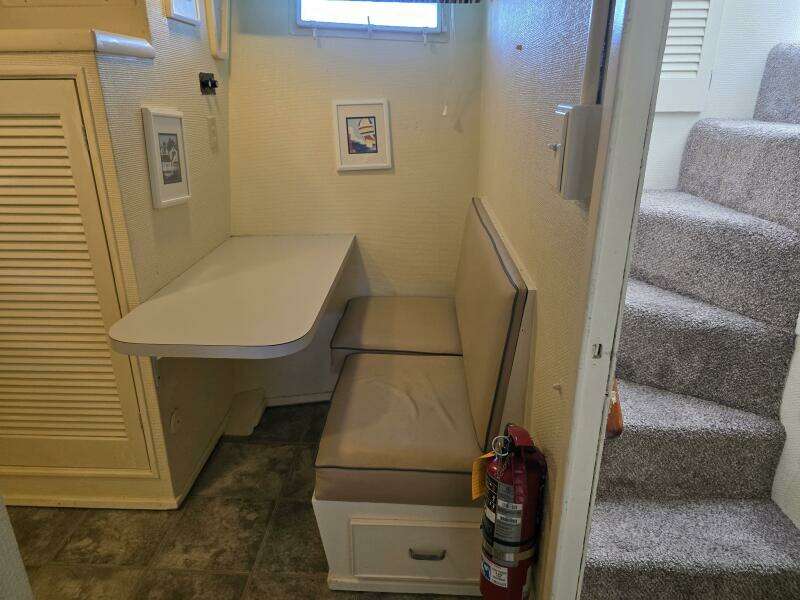 Dali 60ft Chris Craft Yacht For Sale