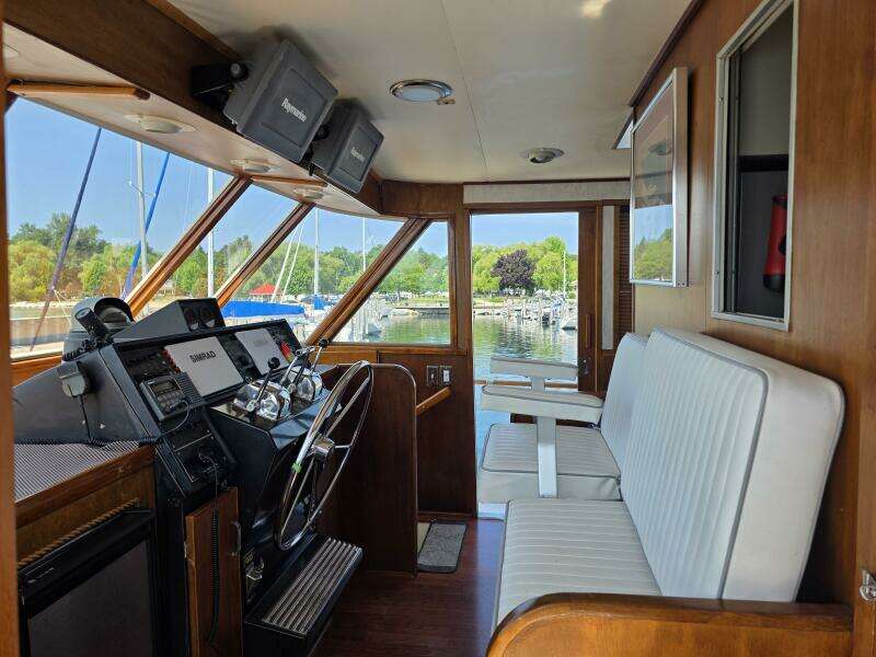 Dali 60ft Chris Craft Yacht For Sale