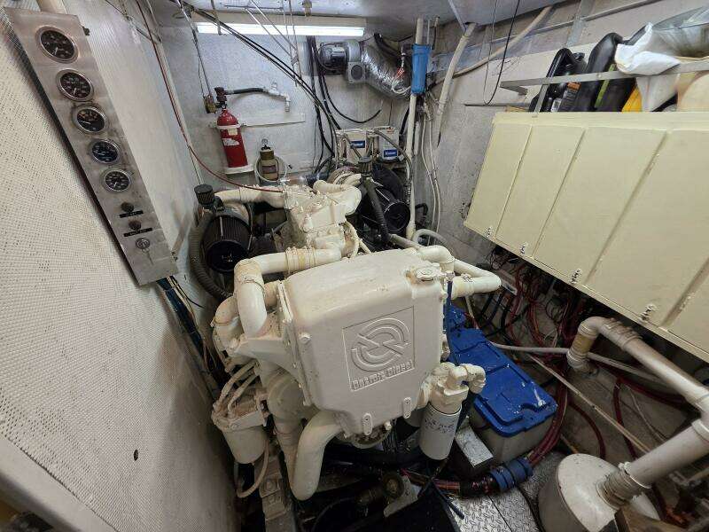 Dali 60ft Chris Craft Yacht For Sale