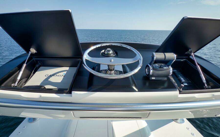 2019 Viking 68 Convertible- GYS TRADE- Tower