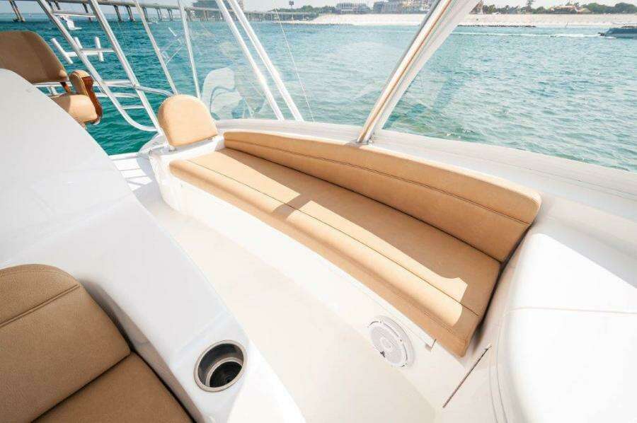 2019 68 Viking Convertible   Flybridge 3