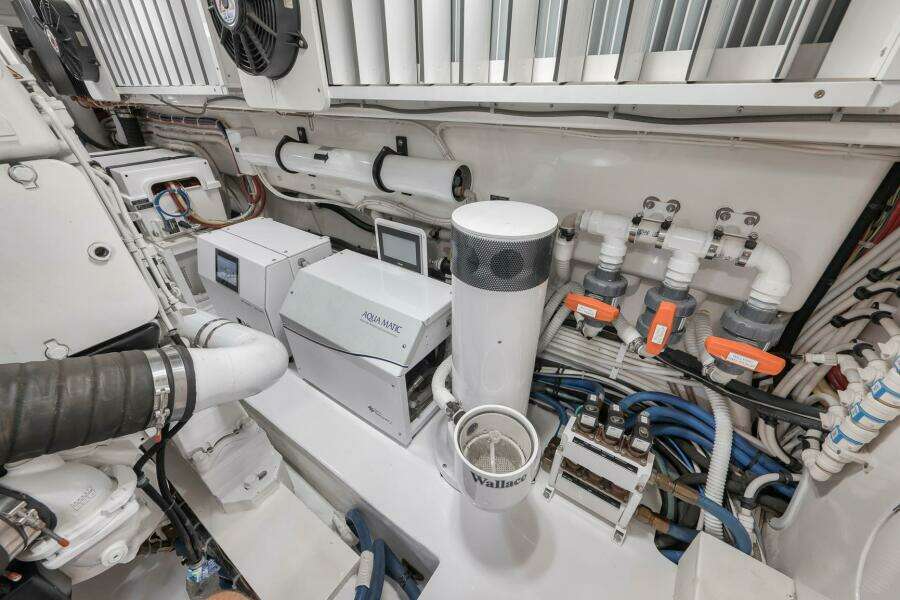 2019 Viking 68 Convertible- GYS TRADE- Engine Room