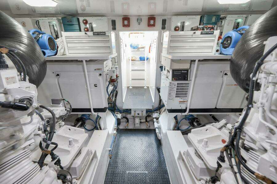 2019 Viking 68 Convertible- GYS TRADE- Engine Room