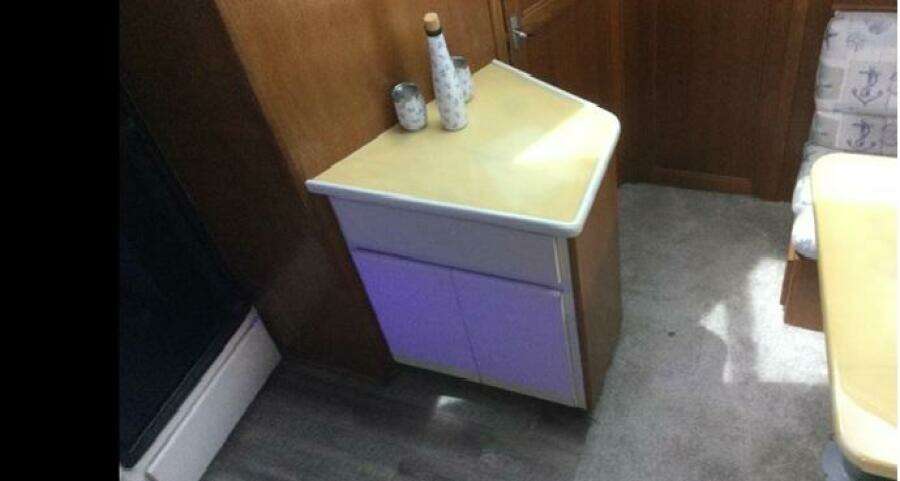 43ft Carver Yacht For Sale