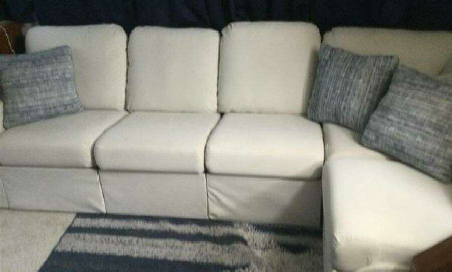 43ft Carver Yacht For Sale