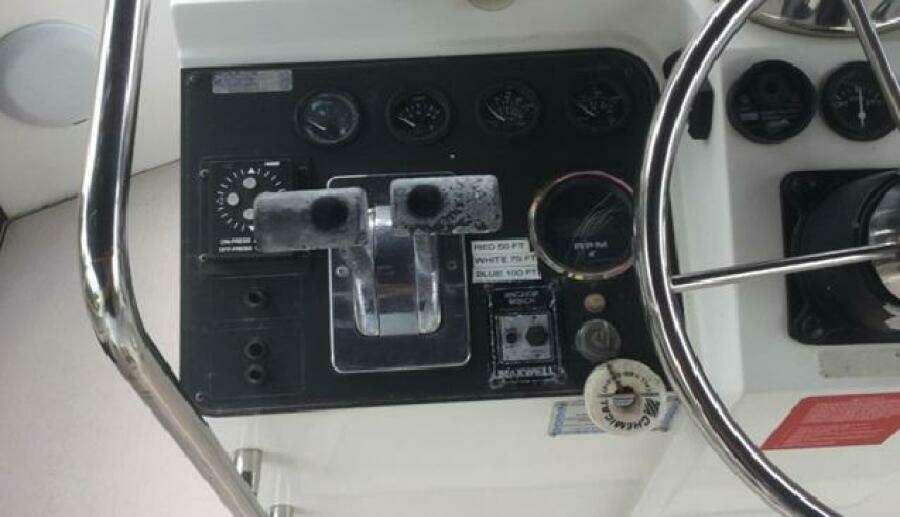 43ft Carver Yacht For Sale