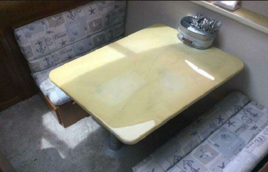 43ft Carver Yacht For Sale