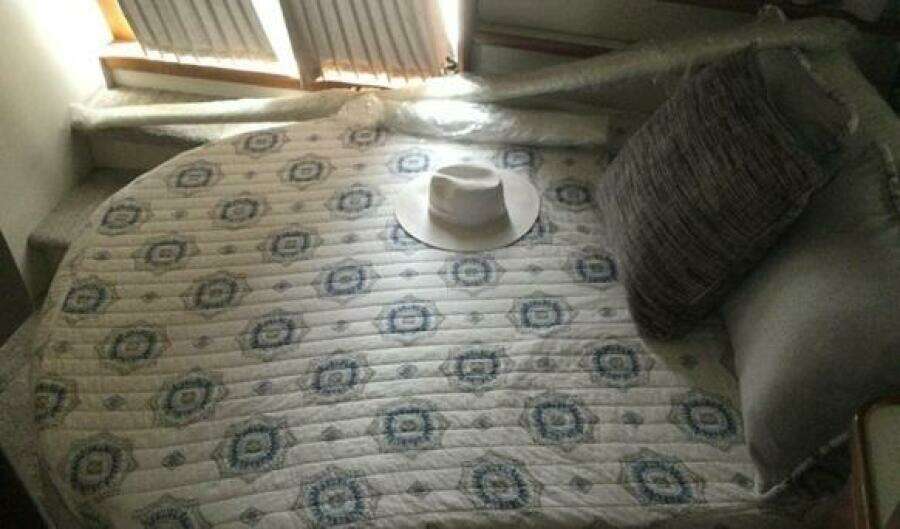 43ft Carver Yacht For Sale