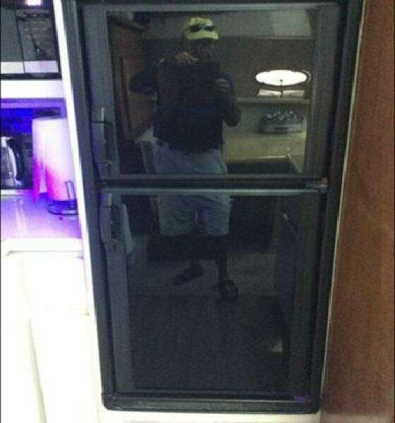 43ft Carver Yacht For Sale