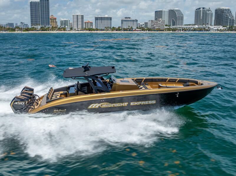 Photo of 2023 Midnight Express 43'