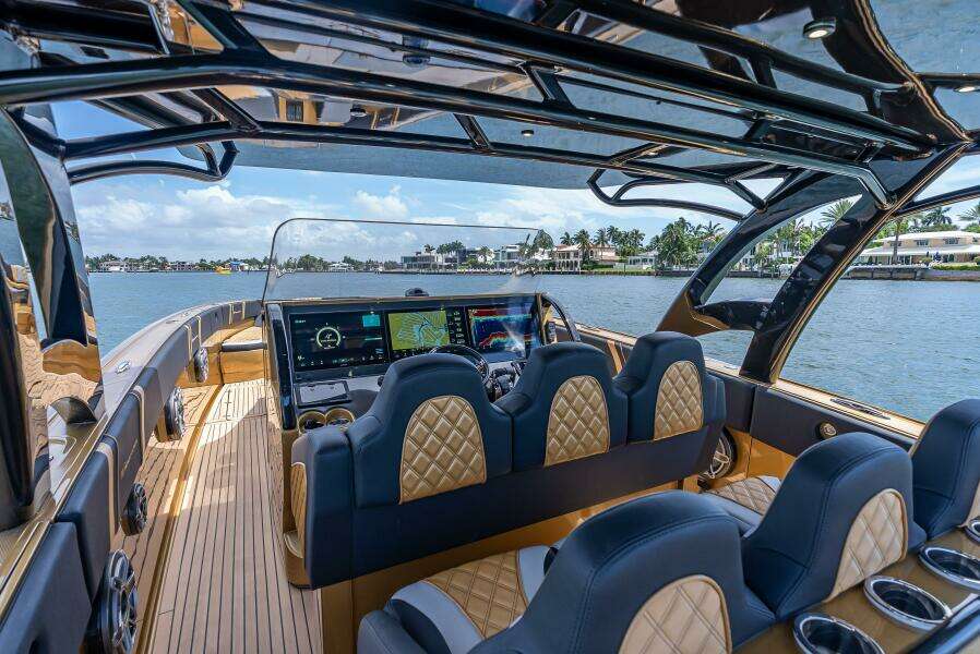 PERLA BIANCA II 43ft Midnight Express Yacht For Sale
