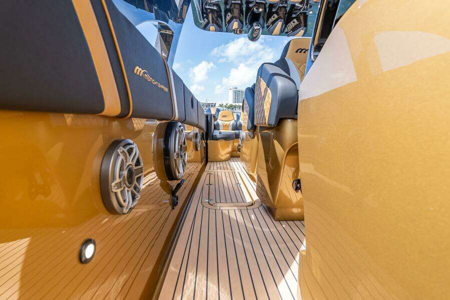 PERLA BIANCA II 43ft Midnight Express Yacht For Sale