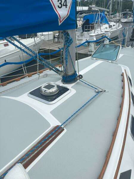 Serendipity 34ft Catalina Yacht For Sale