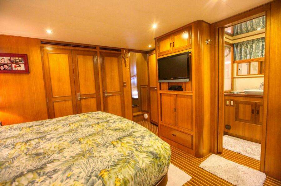 The Cotton Picker 61ft Ocean Alexander Yacht For Sale