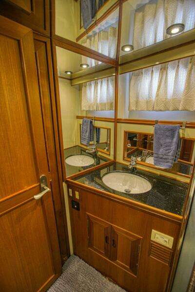 The Cotton Picker 61ft Ocean Alexander Yacht For Sale