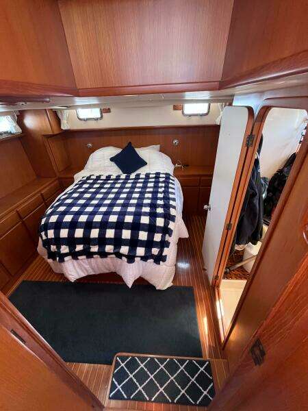 Law and Order 42ft Symbol Yacht For Sale