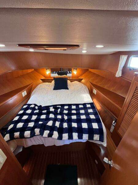 Law and Order 42ft Symbol Yacht For Sale