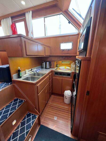 Law and Order 42ft Symbol Yacht For Sale