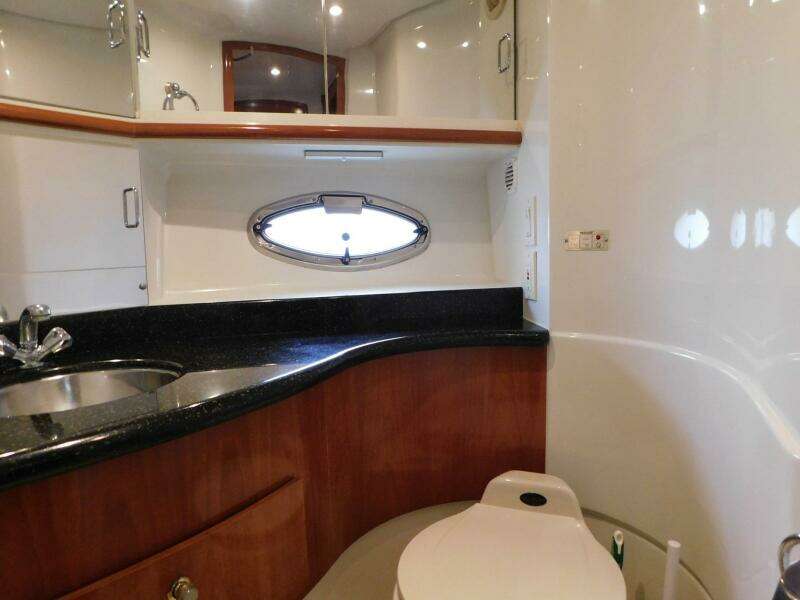 Justified Insanity II 44ft Carver Yacht For Sale