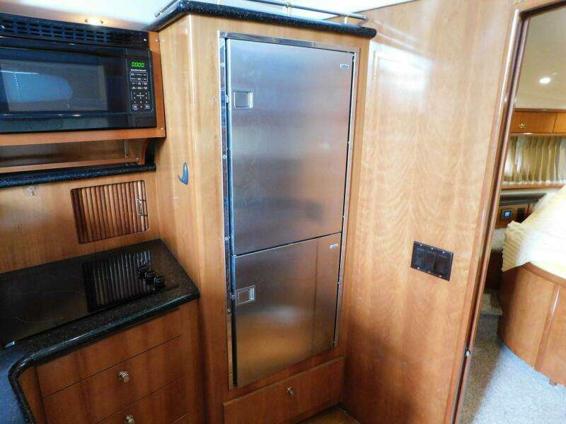 Justified Insanity II 44ft Carver Yacht For Sale