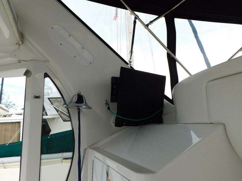 Justified Insanity II 44ft Carver Yacht For Sale