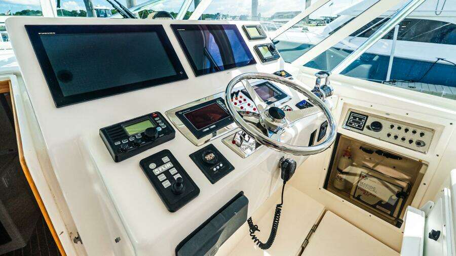 Gladiator 38ft Cabo Yacht For Sale