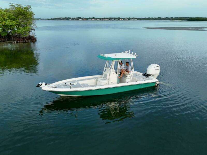 25ft ShearWater Yacht For Sale