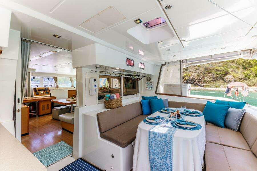 Azuria 51ft Lagoon Yacht For Sale
