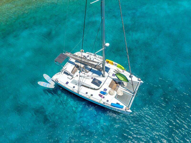 Catamaran Lagoon 500 from 2011