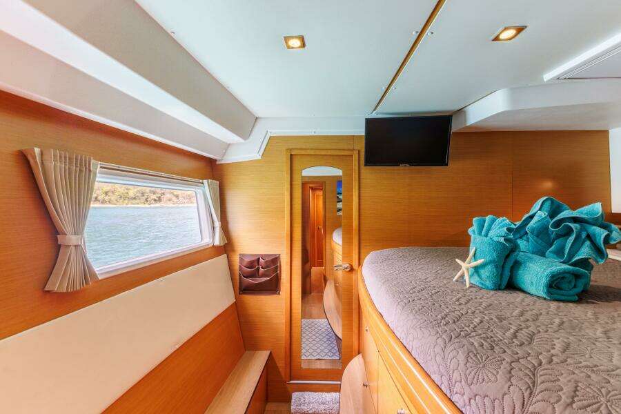 Azuria 51ft Lagoon Yacht For Sale