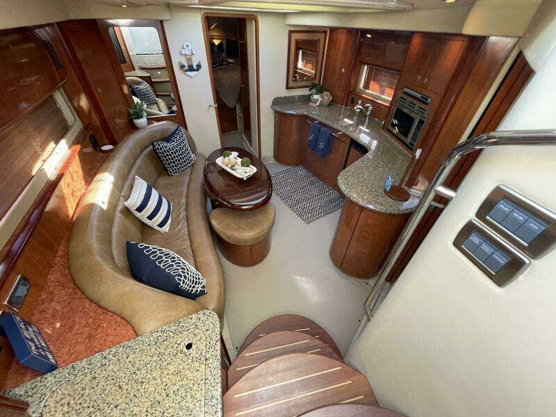 44ft Sea Ray Yacht For Sale