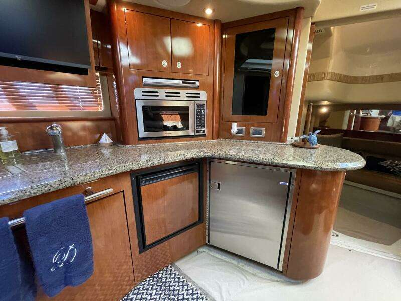 44ft Sea Ray Yacht For Sale
