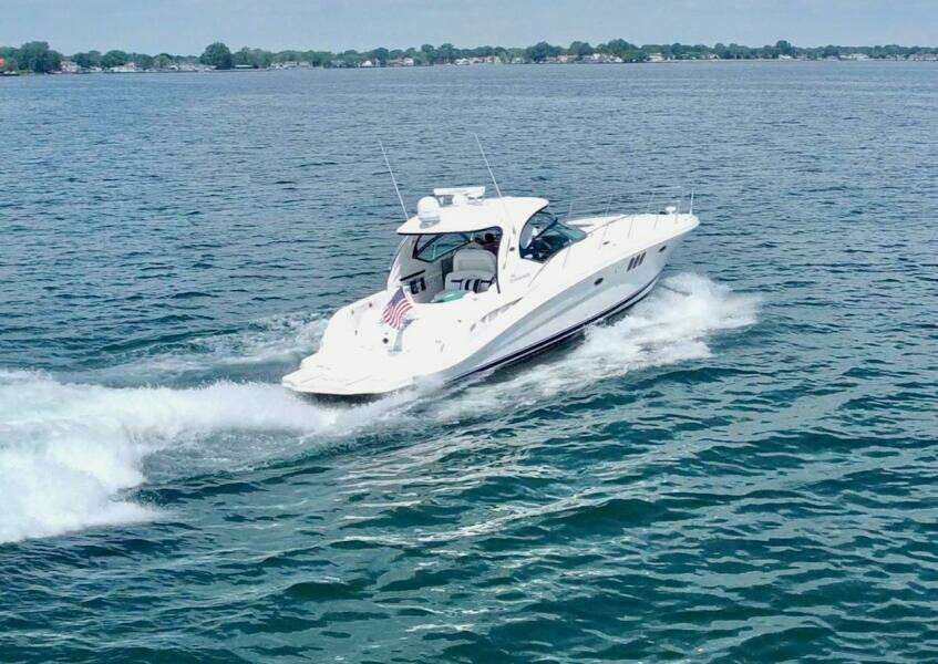 44ft Sea Ray Yacht For Sale