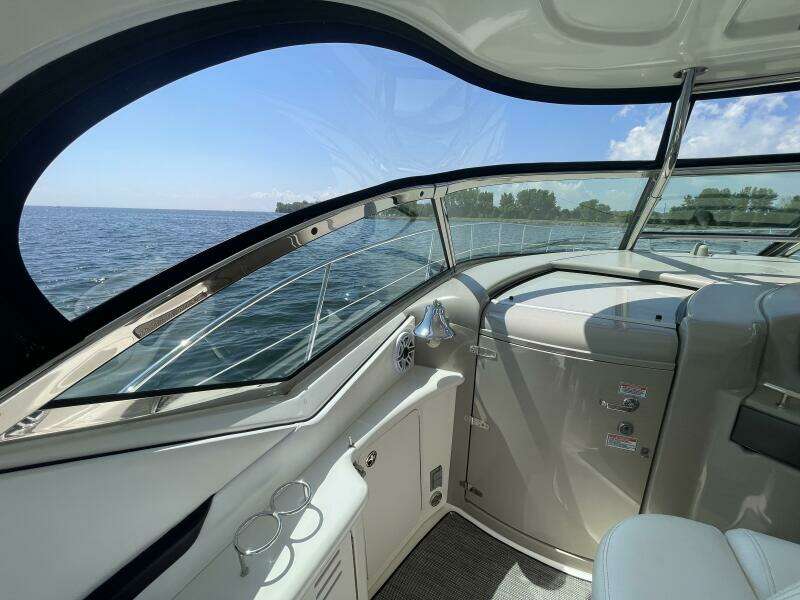 44ft Sea Ray Yacht For Sale