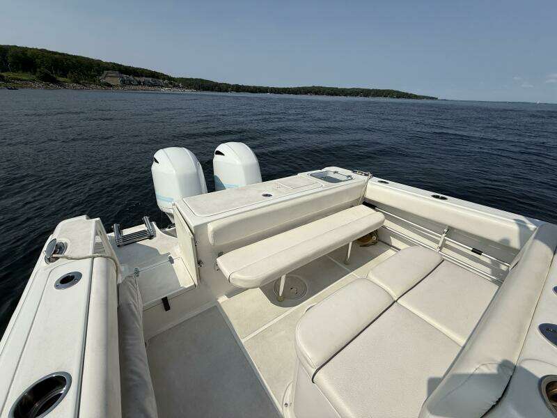 27ft Sea Hunt Yacht For Sale