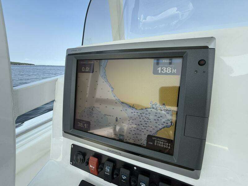 27ft Sea Hunt Yacht For Sale