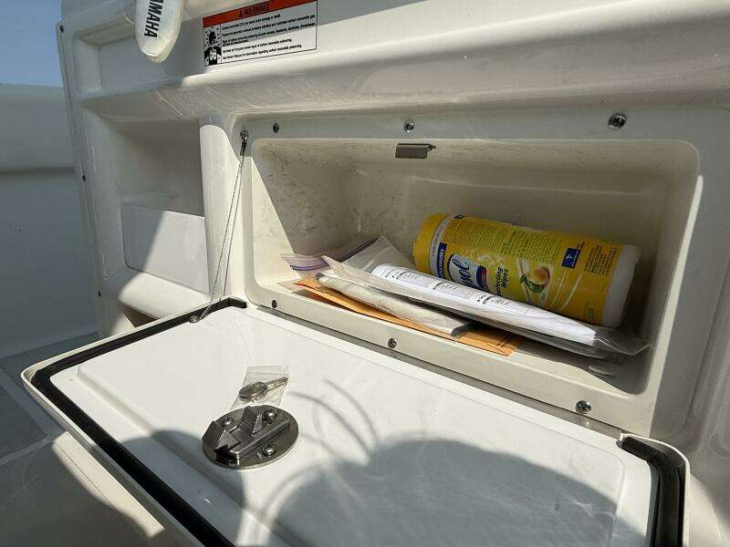 27ft Sea Hunt Yacht For Sale