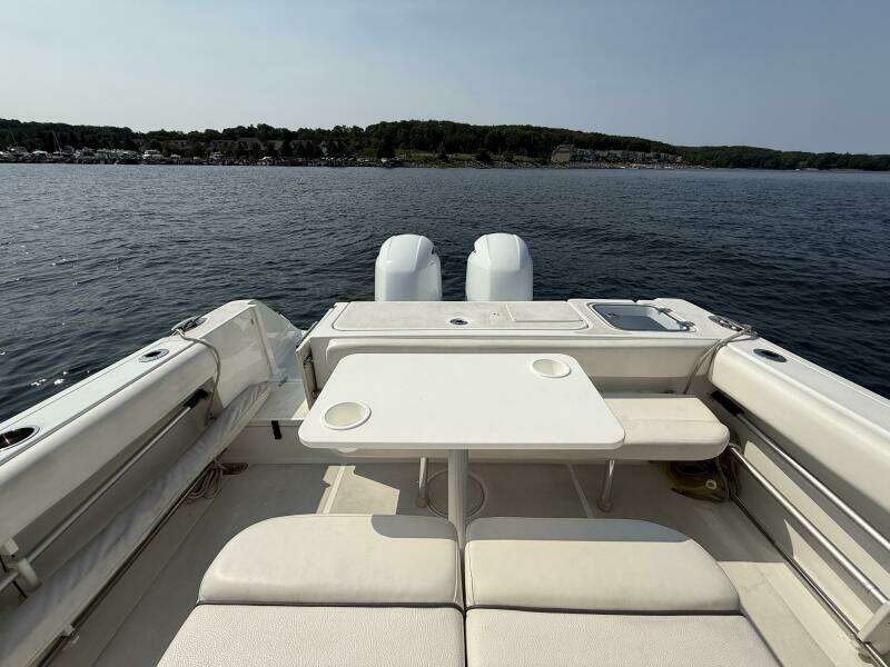 27ft Sea Hunt Yacht For Sale