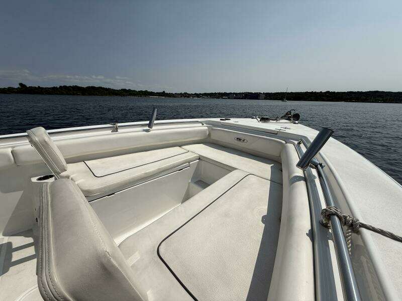 27ft Sea Hunt Yacht For Sale
