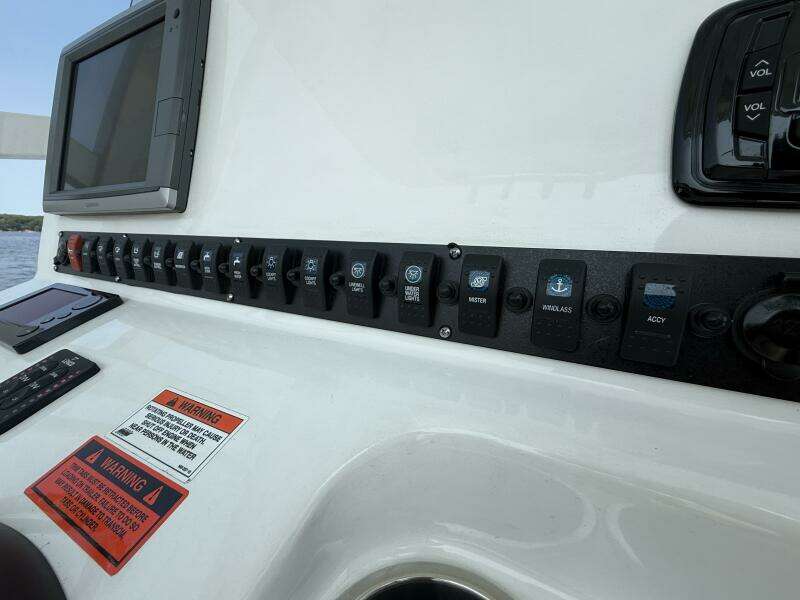 27ft Sea Hunt Yacht For Sale
