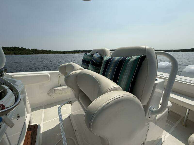 27ft Sea Hunt Yacht For Sale
